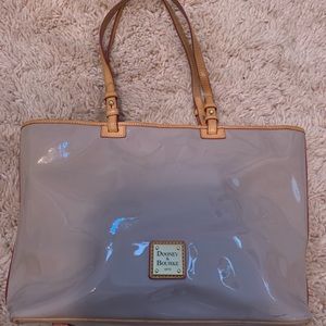 Dooney & Bourke Leisure Shopper